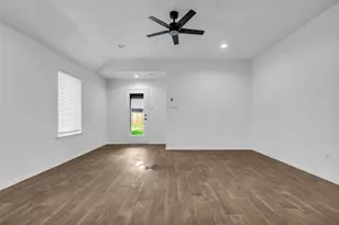 21430 Sacred Grv St, New Caney, TX 77357 - Photo 11