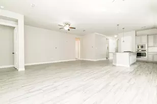 9615 Spring Ct, Iowa Colony, TX 77583 - Photo 11
