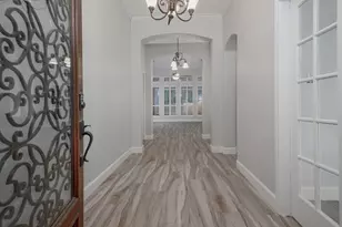 203 S Brooksedge Cir, The Woodlands, TX 77382 - Photo 3