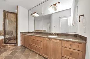 1434 Dorothy St, Houston, TX 77008 - Photo 31