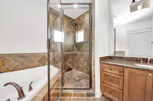 1434 Dorothy St, Houston, TX 77008 - Photo 33