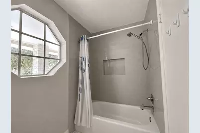 11642 Trailmont Drive, Houston, TX 77077 - Photo 17