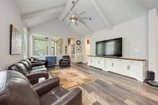 9816 Preserve Wy, Conroe, TX 77385 - Photo 5