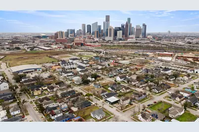 1719 Gentry Street, Houston, TX 77009 - Photo 1