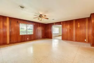 2922 County Rd 209, Danbury, TX 77534 - Photo 19