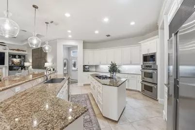 2007 Shepherds Place, Sugar Land, TX 77479 - Photo 13
