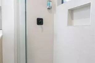 709 Memorial Heights Dr, Houston, TX 77007 - Photo 41