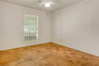1810 Locksford Street, Houston, TX 77008 - Photo 13