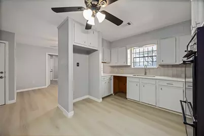 4800 Burning Tree Drive, Baytown, TX 77521 - Photo 11