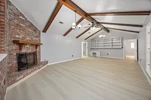 4800 Burning Tree Dr, Baytown, TX 77521 - Photo 9