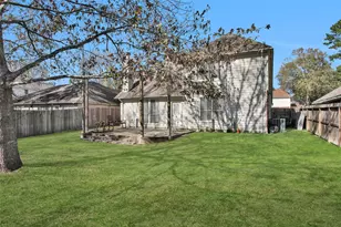 1908 Hunnington Dr, Conroe, TX 77303 - Photo 39