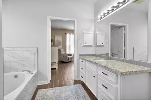 1908 Hunnington Dr, Conroe, TX 77303 - Photo 27