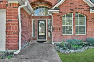 1908 Hunnington Dr, Conroe, TX 77303 - Photo 3