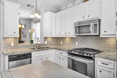 1908 Hunnington Drive, Conroe, TX 77303 - Photo 13