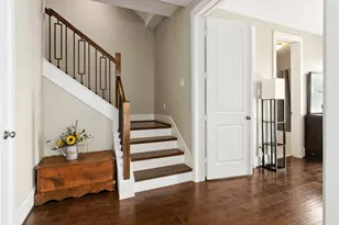 419 T C Jester Blvd, Houston, TX 77007 - Photo 9