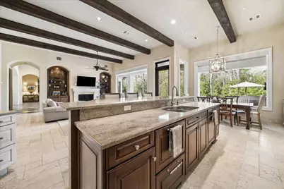 107 Willowend Drive, Hunters Creek Village, TX 77024 - Photo 17