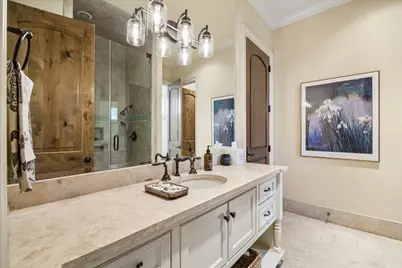 107 Willowend Drive, Hunters Creek Village, TX 77024 - Photo 35