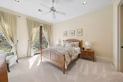 107 Willowend Drive, Hunters Creek Village, TX 77024 - Photo 29