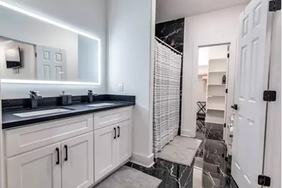 4013 Falls Street #A, Houston, TX 77026 - Photo 15