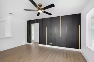 1015 Roper St, Houston, TX 77034 - Photo 5