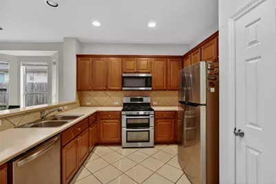 11407 Morning Brook Drive, Pearland, TX 77584 - Photo 13