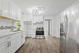 1415 Church St, Galveston, TX 77550 - Photo 15