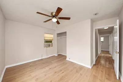 10506 Sierra Drive, Houston, TX 77051 - Photo 25