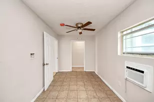 10506 Sierra Dr, Houston, TX 77051 - Photo 17