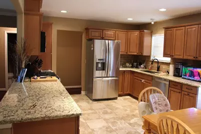 121 Mackeral Street, Galveston, TX 77550 - Photo 5