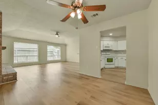 2775 Glen Haven Dr, League City, TX 77573 - Photo 11