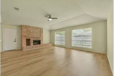 2775 Glen Haven Drive, League City, TX 77573 - Photo 3