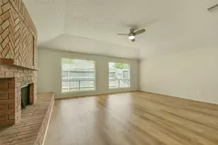 2775 Glen Haven Dr, League City, TX 77573 - Photo 5