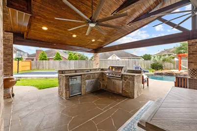 2306 Bell Creek Court, Pearland, TX 77584 - Photo 47