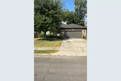 8150 Sharondale Drive, Houston, TX 77033 - Photo 1