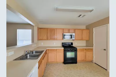 8106 Arrington Forest Lane, Humble, TX 77338 - Photo 15