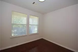 8106 Arrington Forest Ln, Humble, TX 77338 - Photo 3