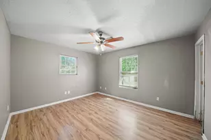 1704 Pannell St, Houston, TX 77020 - Photo 9