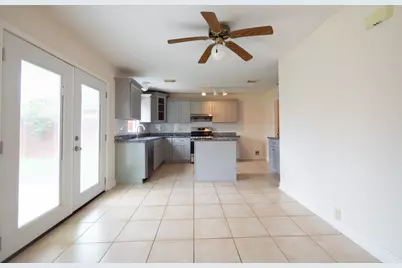 19718 Bluff Canyon Way, Katy, TX 77450 - Photo 9