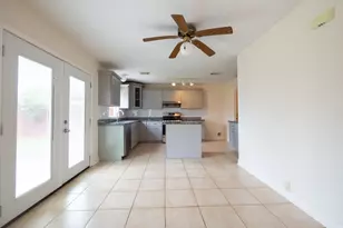 19718 Bluff Canyon Way, Katy, TX 77450 - Photo 9