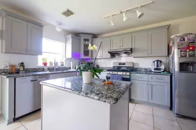 19718 Bluff Canyon Way, Katy, TX 77450 - Photo 13