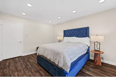 2601 Bellefontaine Street #B318, Houston, TX 77025 - Photo 11