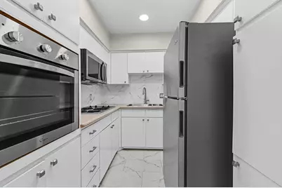 2601 Bellefontaine Street #B318, Houston, TX 77025 - Photo 5