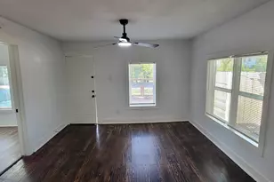 4208 Delhi St, Houston, TX 77022 - Photo 9