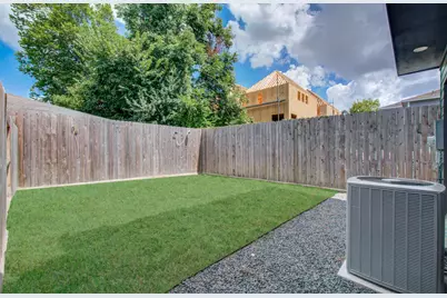 3107 Webster Street #B, Houston, TX 77004 - Photo 39