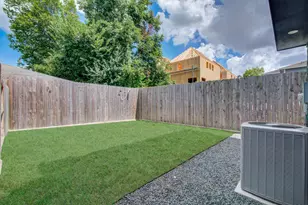 3107 Webster St, Houston, TX 77004 - Photo 39