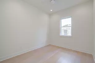 3107 Webster St, Houston, TX 77004 - Photo 9