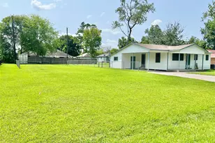 11815 15th St, Santa Fe, TX 77510 - Photo 3