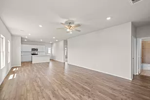 2903 Copper Fls Dr, Rosharon, TX 77583 - Photo 7