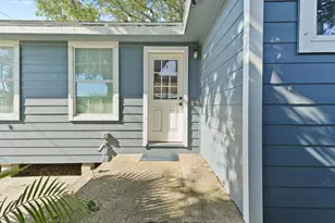 2614 59th St, Galveston, TX 77551 - Photo 17