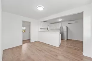 2614 59th St, Galveston, TX 77551 - Photo 5
